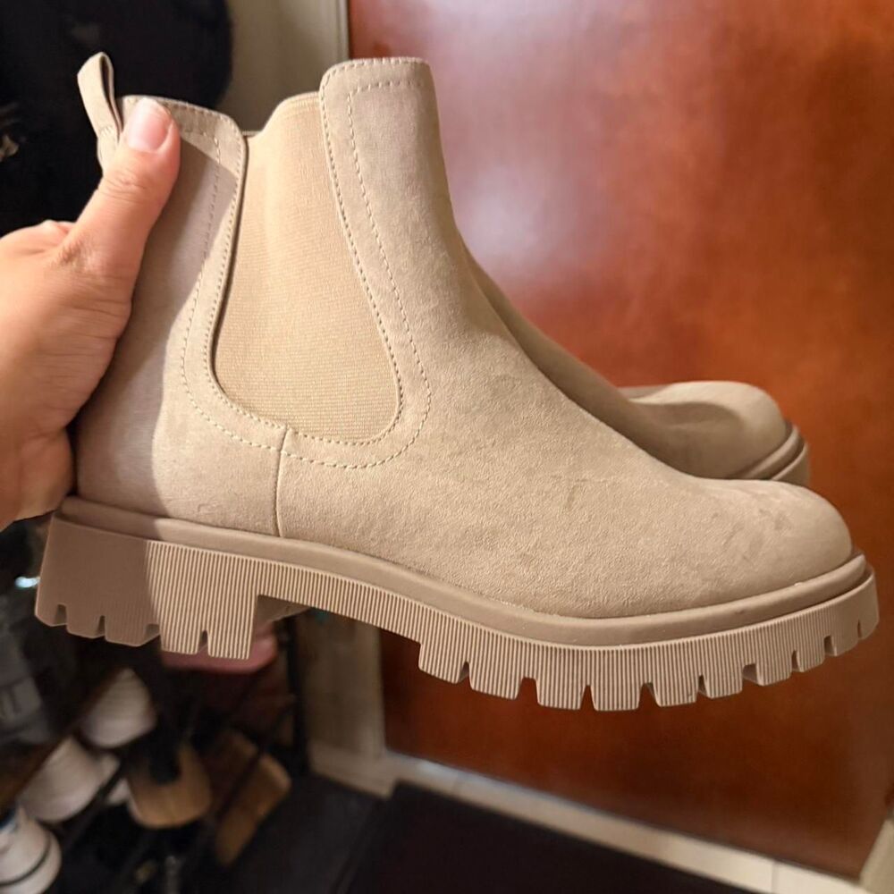 Old-navy Women's Tan and Cream Boots